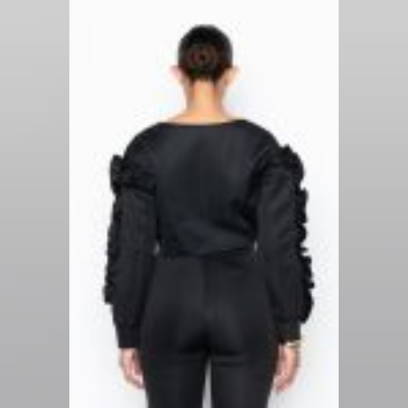 The Weekend Ruffle Scuba Crop Sweatshirt, Black, Size Small - Picture 4 of 7